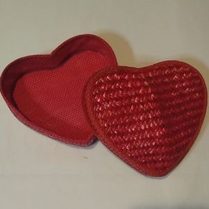 Straw Heart Shaped Box